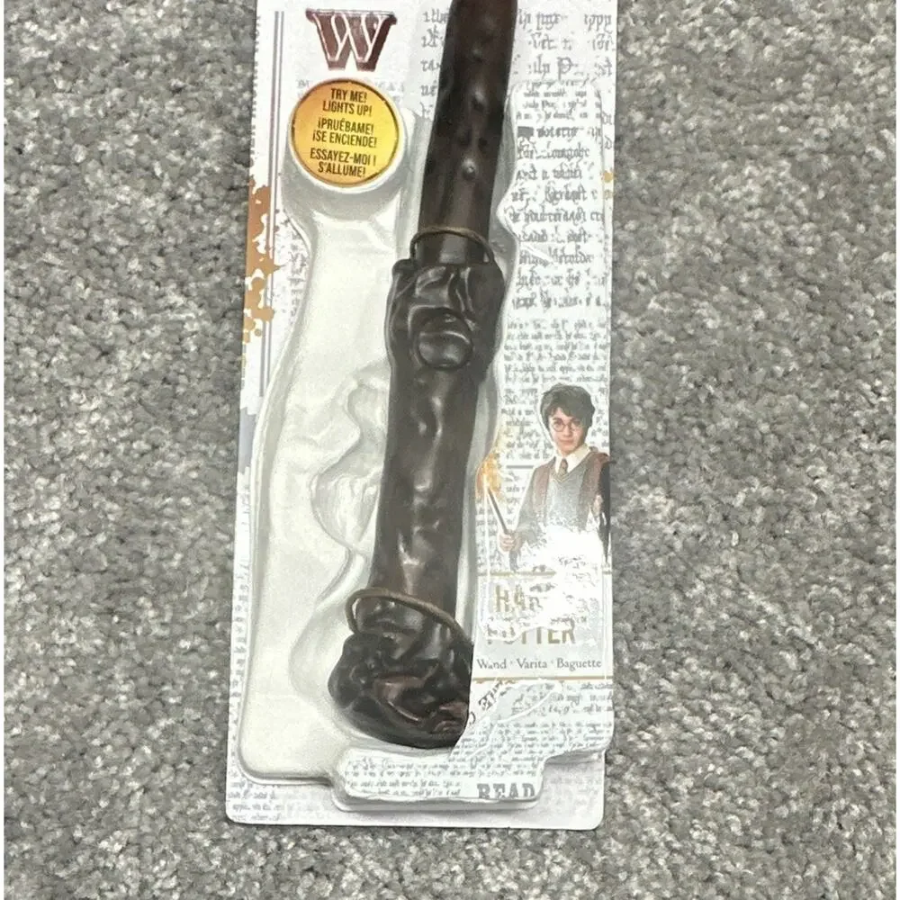 Disguise Harry Potter Wizarding World Light-Up Wand Costume Prop MPN 107569